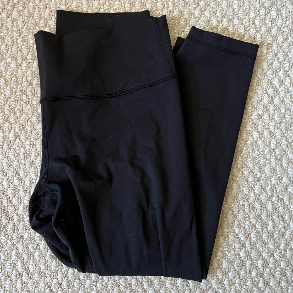 Like New Wunder Under High-Rise Tight 25" *Luon